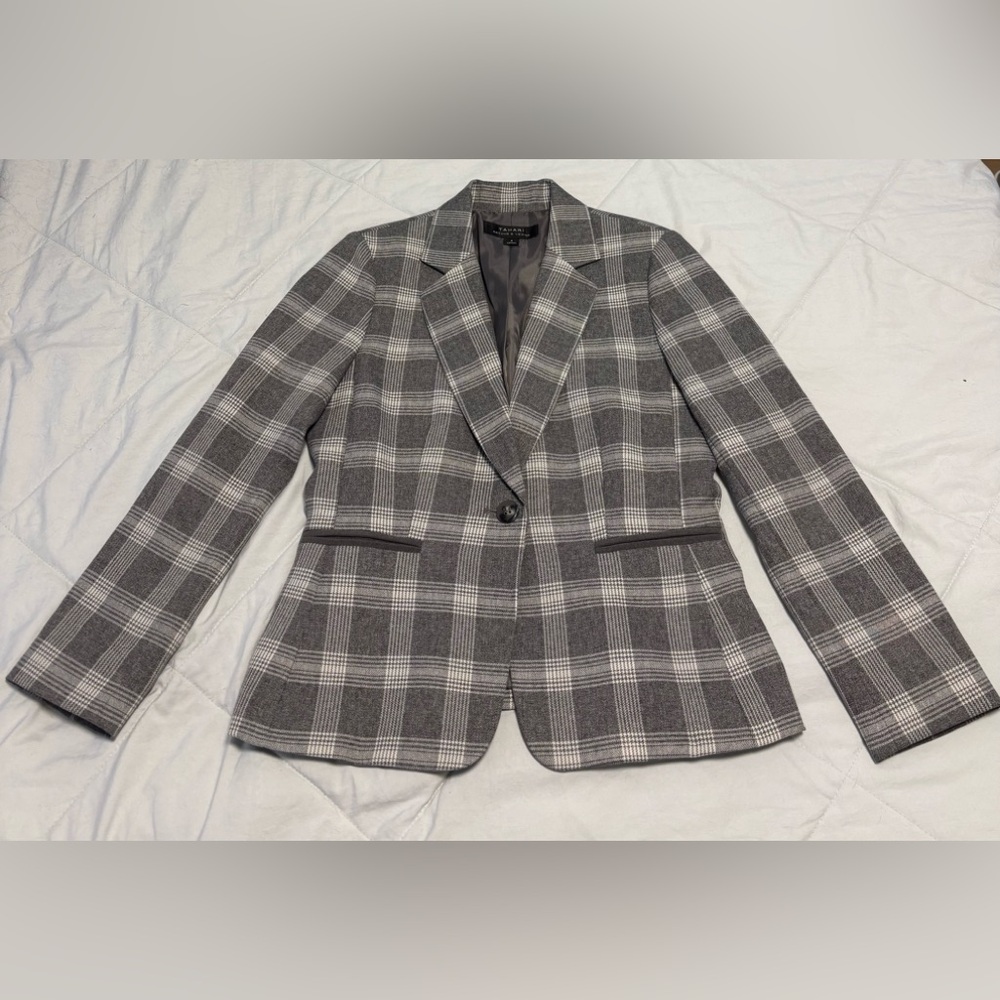 Tahari ASL - Blazer size 4